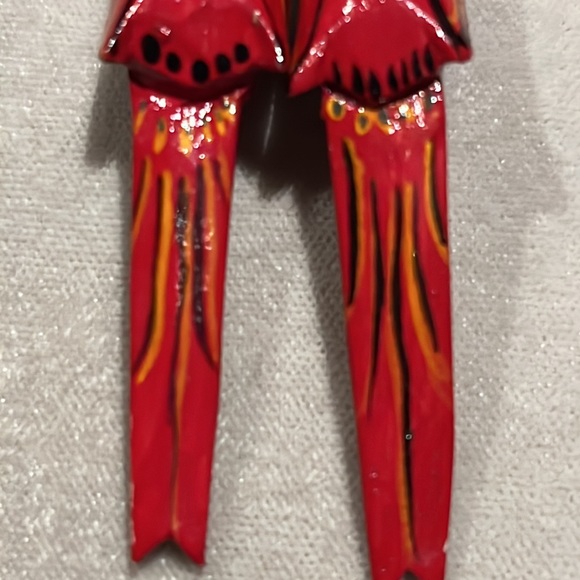 Red Parrot Hand PaintedcPierced Earrings - Picture 9 of 10